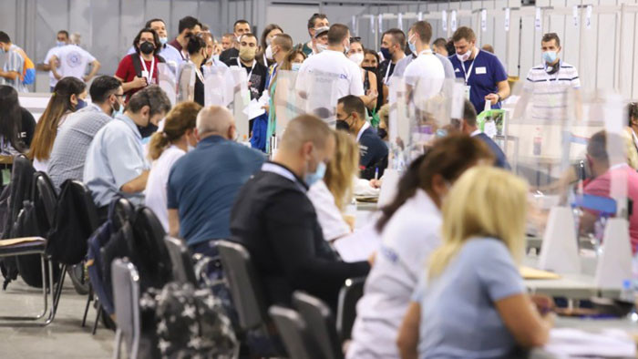 Спокойна и безсънна нощ в „Арена Армеец“